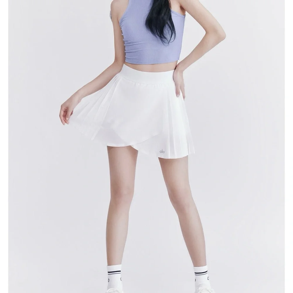 NWT ALO Yoga Aces Tennis Skirt, in White size L